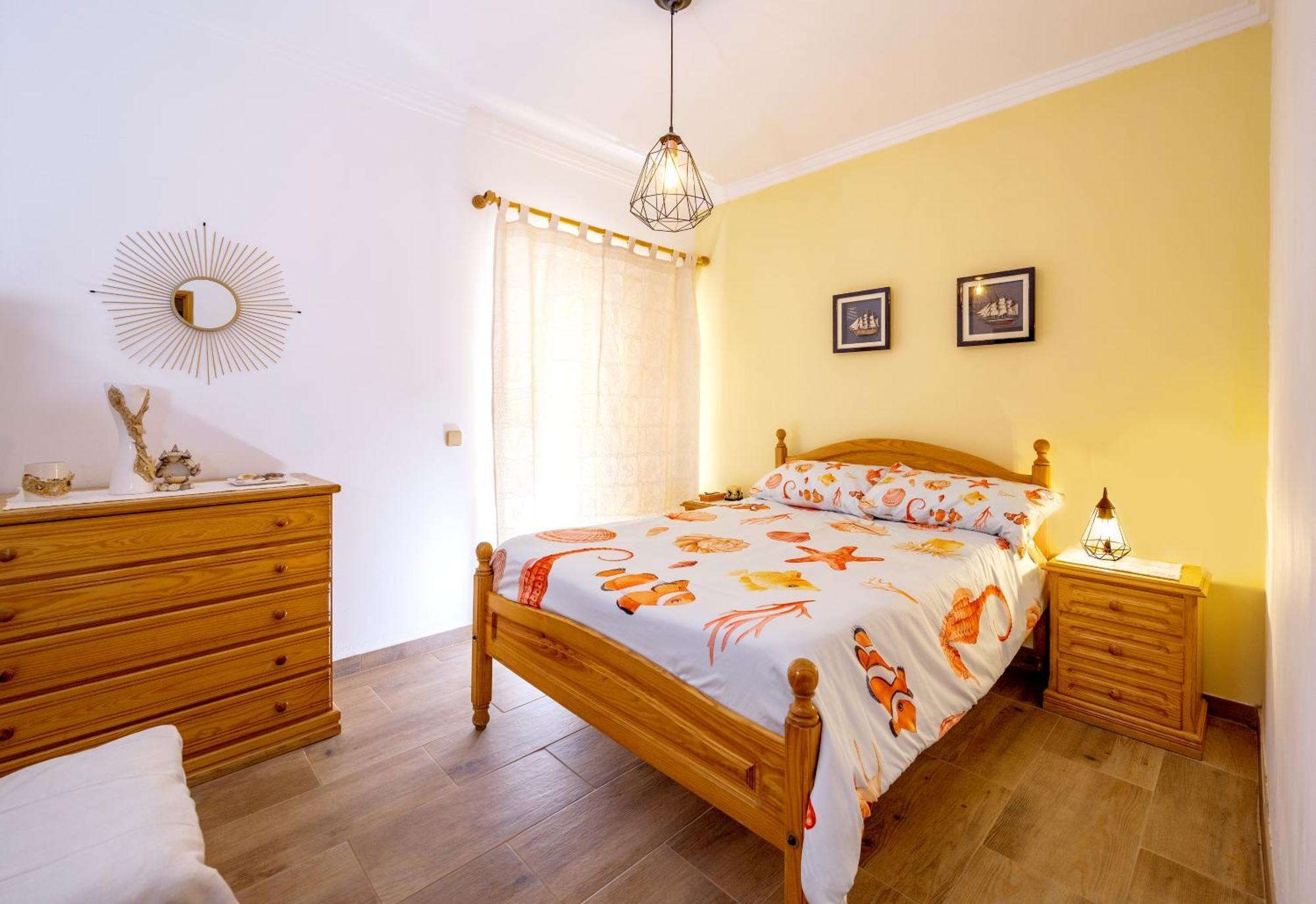 Cozy Apartment Near The Beach In Costa De Caparica Exterior photo