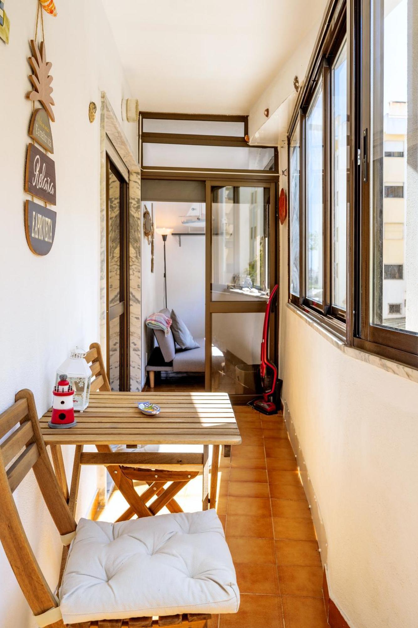 Cozy Apartment Near The Beach In Costa De Caparica Exterior photo