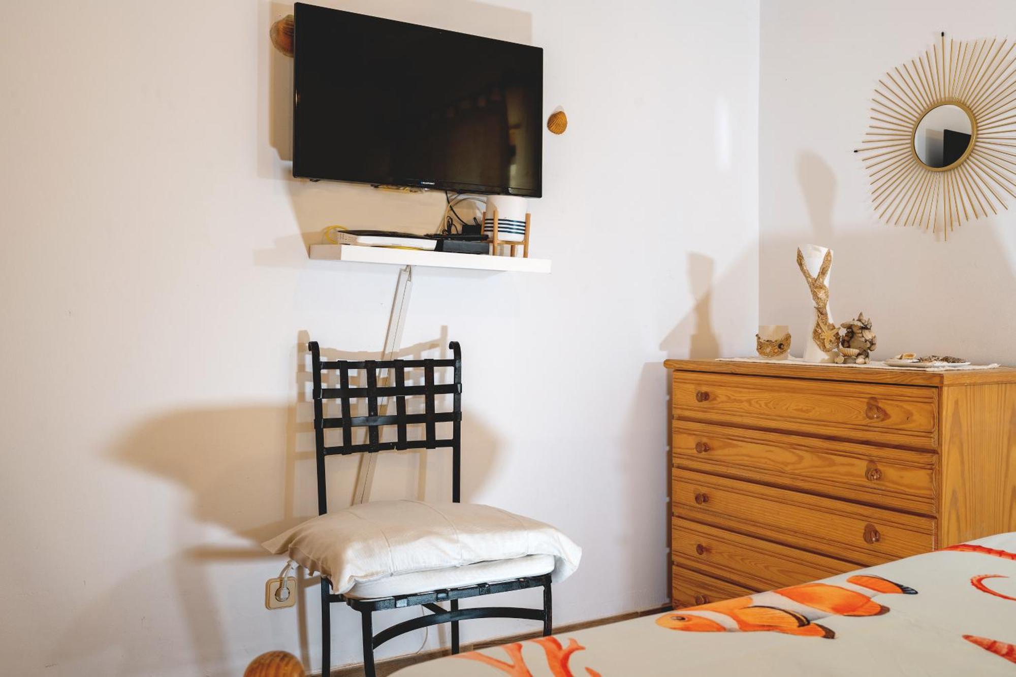 Cozy Apartment Near The Beach In Costa De Caparica Exterior photo